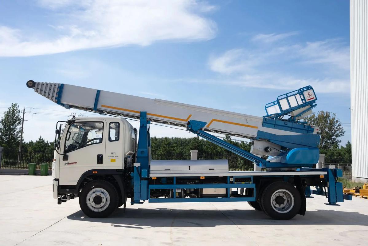 池州贵池云梯上料车租赁费用