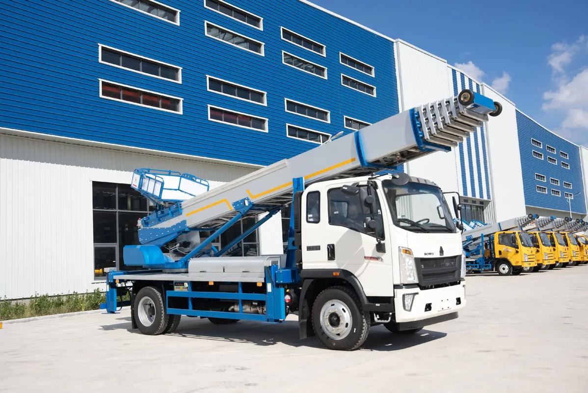 池州贵池出租云梯车高空作业车 建筑垃圾搬运