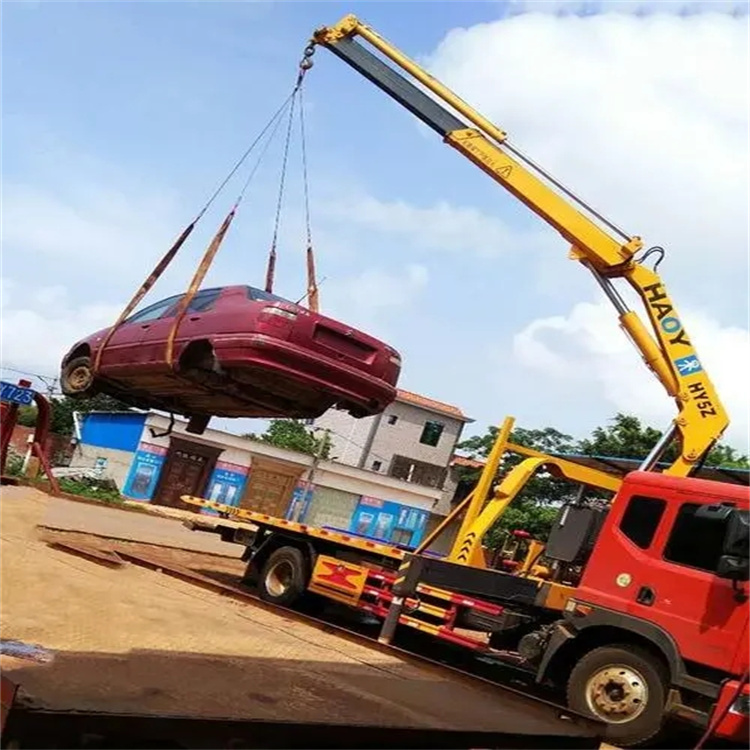 池州贵池吊车吊汽车的正确方法